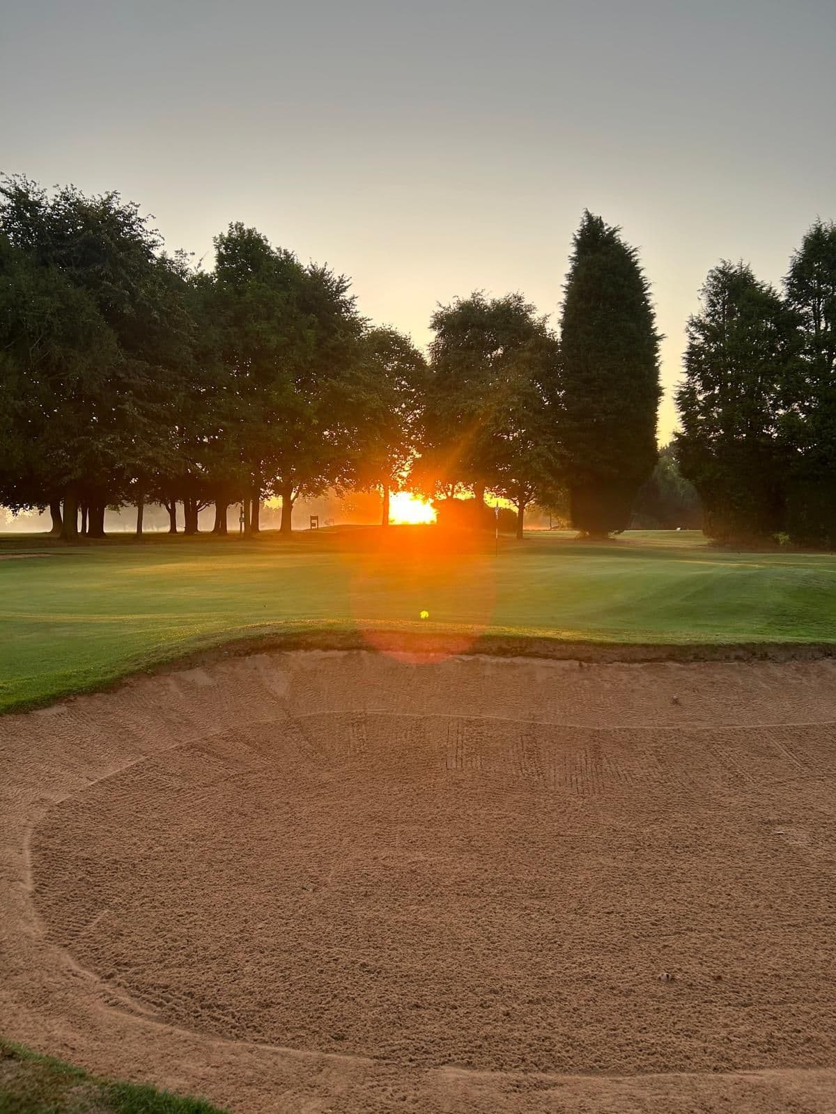 Bunker sunrise 17th green